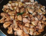 A picture of step 5 of Creamy Garlic Mushroom.