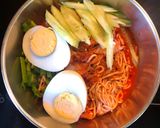 รูปขั้นตอนการทำที่ 3 ของ Keto Spicy Cold Noodle 🍜(bibimmyunj) คีโต