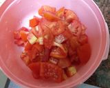 A picture of step 1 of Tomatoes carrot beetroot soup.