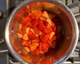 A picture of step 1 of Strawberry & lemon mascarpone mousse.