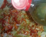 Foto del paso 4 de la receta: Ensalada fresca de atún y pepinillos
