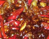 Foto langkah ke 4 dari resep Kering Terong Pedas dan Telur Seledri.