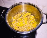 A picture of step 2 of Creamy Butter Beans.