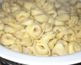 Foto del paso 6 de la receta: Tortellini 3 quesos