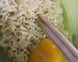Foto langkah ke 2 dari resep #day6 Pizza indomie telor ala ala 'neng #bikinramadanberkesan.