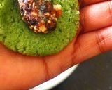 A picture of step 2 of Dates and paan rolls.