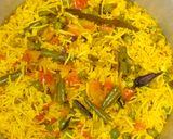 ड्राई मिक्स वेजिटेबल खिचड़ी (Dry mix vegetable khichdi recipe in hindi) रेसिपी चरण 3 फोटो