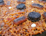 Foto del paso 8 de la receta: Arroz con panceta, salchichas y butifarra negra
