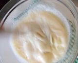 A picture of step 4 of Genoise Sponge.
