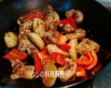 孜然炒雞腿的食譜步驟2照片