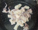 Foto del paso 1 de la receta: Arroz de sepia y guisantes