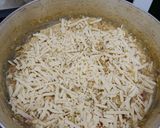 صورة لخطوة 3 من وصفة نودلز بالجبن والطماطم🍜💗