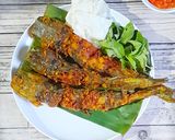Foto langkah ke 4 dari resep 41. LELE GORENG KEMIRI.