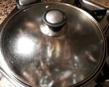 Foto del paso 5 de la receta: Mejillones al vapor con ajo y perejil y toque de balsámico
