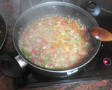 Foto del paso 3 de la receta: Garbanzos compuestos con pechuga de pollo y papas fritas