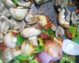 A picture of step 6 of Mushroom taka tak.