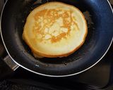 A picture of step 3 of Fluffy Banana Pancakes.