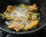 পেঁয়াজ ধনেপাতা পকোড়া (peaj dhonepata pakoda recipe in bengali) রেসিপি ধাপ - 4 ছবি