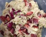 A picture of step 4 of Rosy Strawberry Muffins.