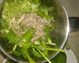 A picture of step 2 of சிக்கன் சீஸ் பிரட் ரோல்ஸ்.