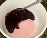 A picture of step 7 of Simple Strawberry Cheesecake by Sulafa😉.