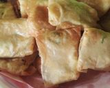 Foto langkah ke 2 dari resep Martabak Mini isi Talur (tahu dan telur) #kulit lumpia#.