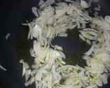 Foto del paso 1 de la receta: Macarrones con carne picada tomate y cebolla
