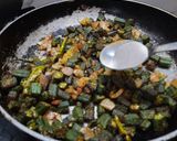 A picture of step 7 of Bhindi ki sabzi.