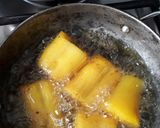 Foto langkah ke 4 dari resep Singkong Goreng empuk.