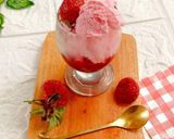 Foto langkah ke 3 dari resep Ice Cream Strawberry (2 bahan).