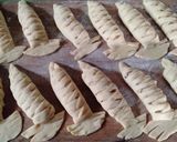 Foto langkah ke 6 dari resep Roti Goreng isi Pisang.