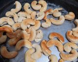 A picture of step 2 of Paper roasted nuts.