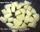 Foto langkah ke 1 dari resep Modal irit !! Camilan dari kentang paling enak.