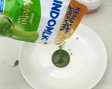 Foto langkah ke 2 dari resep Matcha Lava Toast.