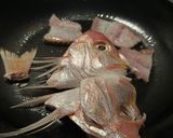 A picture of step 2 of Sea bream miso soup.