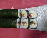 A picture of step 23 of Raw tuna and Sweet soysauce Maki-sushi.