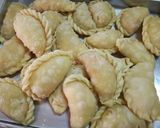 Foto langkah ke 7 dari resep Pastel Kentang Wortel.