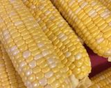 A picture of step 1 of Country Fried Corn with Fresh Garlic.