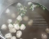 A picture of step 4 of Easy Wonton Noodle Soup.