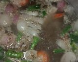 A picture of step 2 of Black pepper chicken soup 🍲😋😋.
