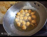 पकोड़ी की कढ़ी (Pakodi ki kadhi recipe in Hindi) रेसिपी चरण 3 फोटो