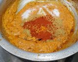 A picture of step 4 of Methi Malai Matar.