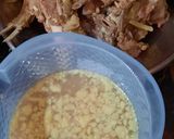 A picture of step 2 of Mutton yakhni pulao.