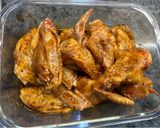 Foto del paso 3 de la receta: Alitas de pollo con mayonesa de ajos confitados en Airfryer Cosori