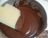 Foto langkah ke 2 dari resep Lava Coklat Cake.