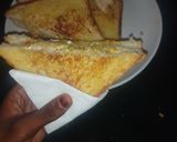 A picture of step 4 of Scrambled egg sandwich.