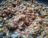 Foto del paso 3 de la receta: Berenjenas con tomate🍅🥕🌰🌶