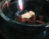 A picture of step 4 of Chocoflan.