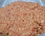 A picture of step 2 of Bread veggies ball.