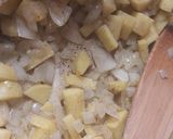 Márványsajtos leves recept fázis 2 fotója